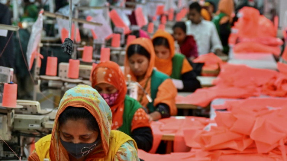 La industria textil de Banglad&eacute;s se relanza pero la precariedad de sus trabajadores contin&uacute;a