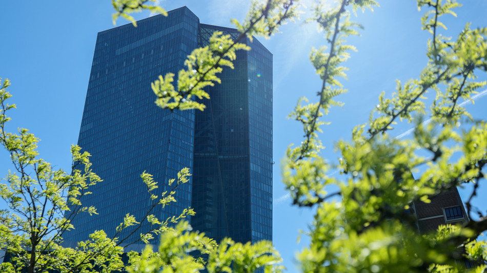 La Bce lascia i tassi al 2%