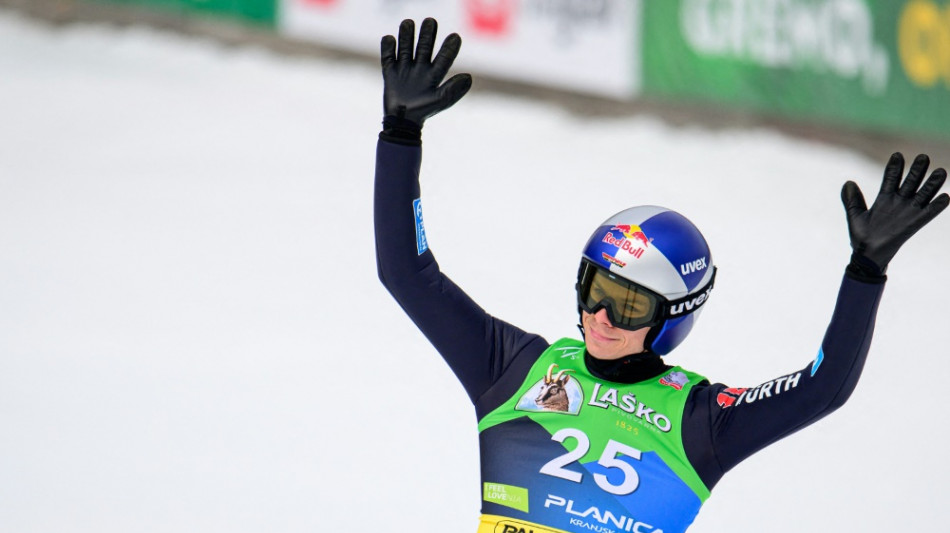 Skispringen: Wellinger fliegt auf Rang drei - Kraft &uuml;berragt