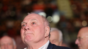 FC Bayern: Hoeneß mit leiser Kritik an Eberl