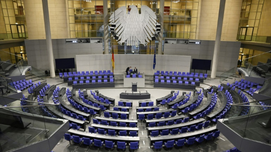 Bundestag unterbricht Sitzung f&uuml;r mehrere Stunden