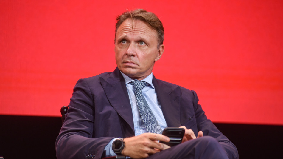Lollobrigida, 'manifestare lecito ma impedire distribuzione merci &egrave; reato'
