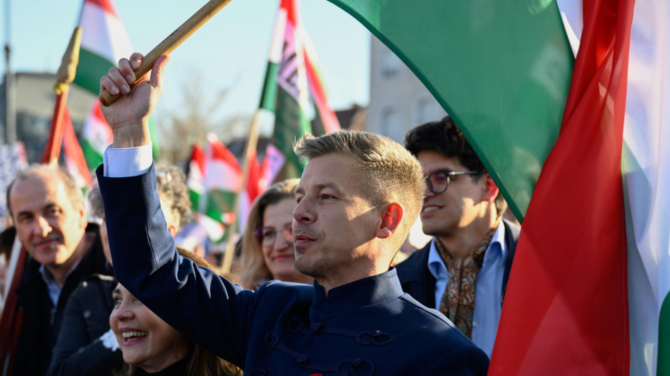 Magyar, 'il regime di Orban si incrina, anche le campagne si ribellano'