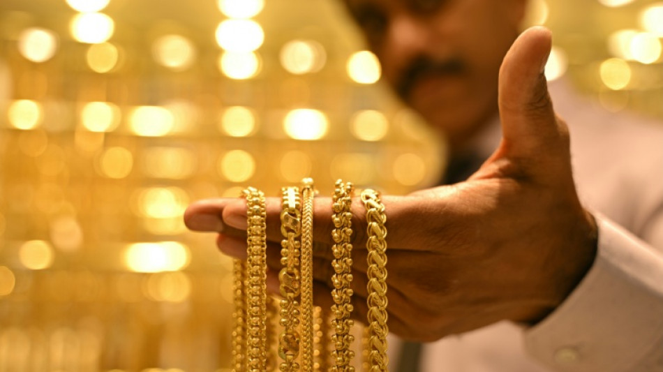 El oro supera los 4.500 d&oacute;lares; el cobre y la plata en valores m&aacute;ximos