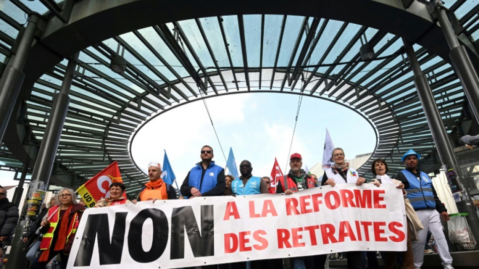 Un 1er mai "combatif" contre la r&eacute;forme des retraites, mais pas de raz-de-mar&eacute;e