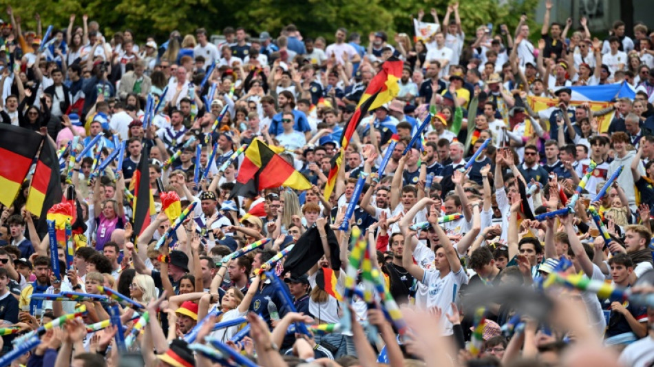 Fu&szlig;ball-EM in M&uuml;nchen mit kurzer Er&ouml;ffnungsfeier und Deutschlandspiel gestartet