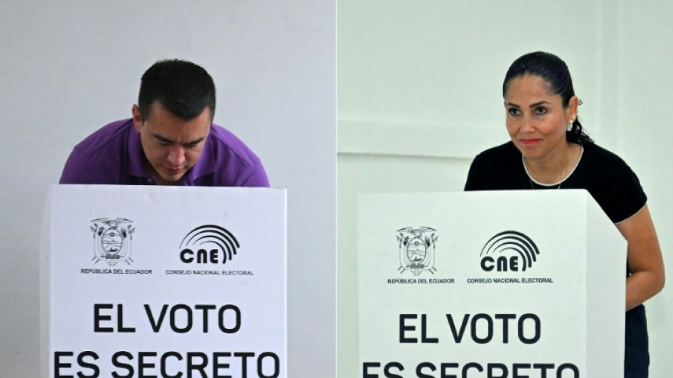 Noboa vs. Gonz&aacute;lez: termina votaci&oacute;n presidencial en Ecuador y comienza escrutinio