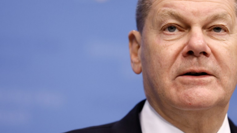 Scholz und Integrations-Staatsministerin treffen Vertreter von Migrantenverb&auml;nden