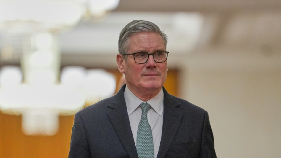 Primeiro-ministro brit&acirc;nico destaca 'avan&ccedil;os' com a China ap&oacute;s reunir-se com Xi em Pequim