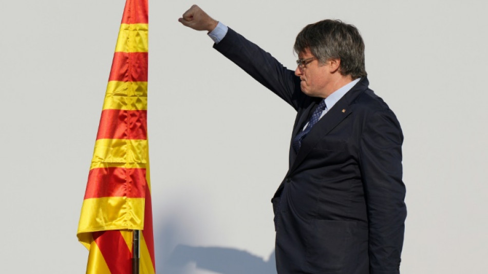 Katalanen-Anf&uuml;hrer Puigdemont trotz drohender Festnahme nach Spanien zur&uuml;ckgekehrt