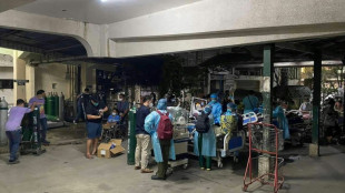 Aftershocks rock Philippines as six hurt by strong quake