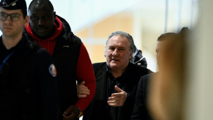 Anklage fordert in Missbrauchsprozess gegen Depardieu 18 Monate auf Bewährung