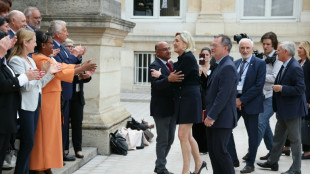 Frankreichs Innenminister zeigt sich offen f&uuml;r rechten Premierminister 