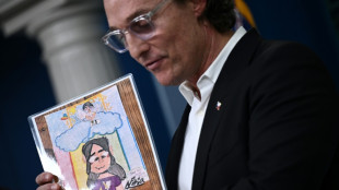 US-Schauspieler McConaughey wirbt im Wei&szlig;en Haus f&uuml;r Bidens Waffengesetz-Reform