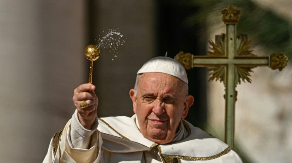 Papst Franziskus fordert Friedensl&ouml;sungen f&uuml;r Konflikte weltweit