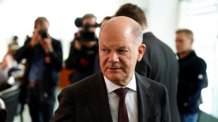 Scholz ber&auml;t mit Ministerpr&auml;sidenten &uuml;ber Asylpolitik und Pflichtversicherung