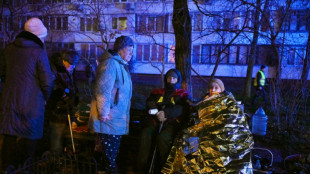 Ucr&acirc;nia e R&uacute;ssia prosseguem com ataques; negociadores se esfor&ccedil;am para concluir acordo