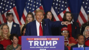 "Blutbad": Trump versch&auml;rft Attacken gegen Migranten und Bidens Grenzpolitik