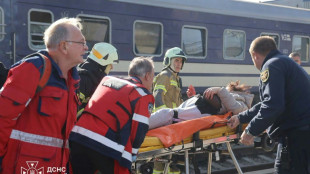 Ataque com drone russo deixa 13 mortos em esta&ccedil;&atilde;o de trem na Ucr&acirc;nia