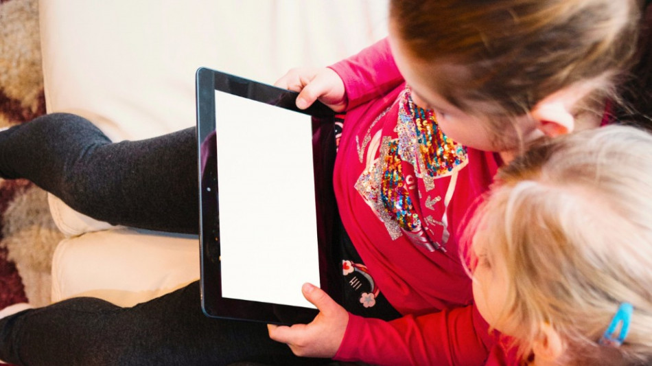 Una guida per genitori ed educatori sull'uso digitale per e con i bambini