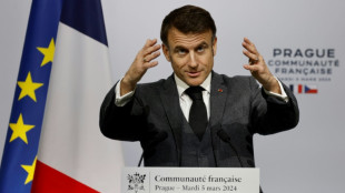 Macron: Verb&uuml;ndete der Ukraine d&uuml;rfen keine "Feiglinge" sein