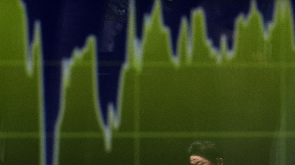 Borsa: Tokyo, apertura in calo (-0,77%)