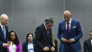 Ex-deputado e quatro opositores deixam a pris&atilde;o na Venezuela ap&oacute;s assinatura de acordo