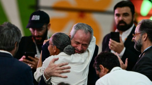 La COP30 mantiene la lucha climática, pero omite la salida de las energías fósiles