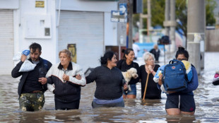 Argentinien k&uuml;ndigt nach Unwettern mit mindestens 16 Toten dreit&auml;gige Staatstrauer an 