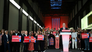 Labour erreicht bei Unterhaus-Wahl in Gro&szlig;britannien absolute Mehrheit