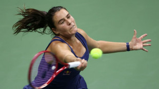 US tennis star Navarro reveals health battle, ends season