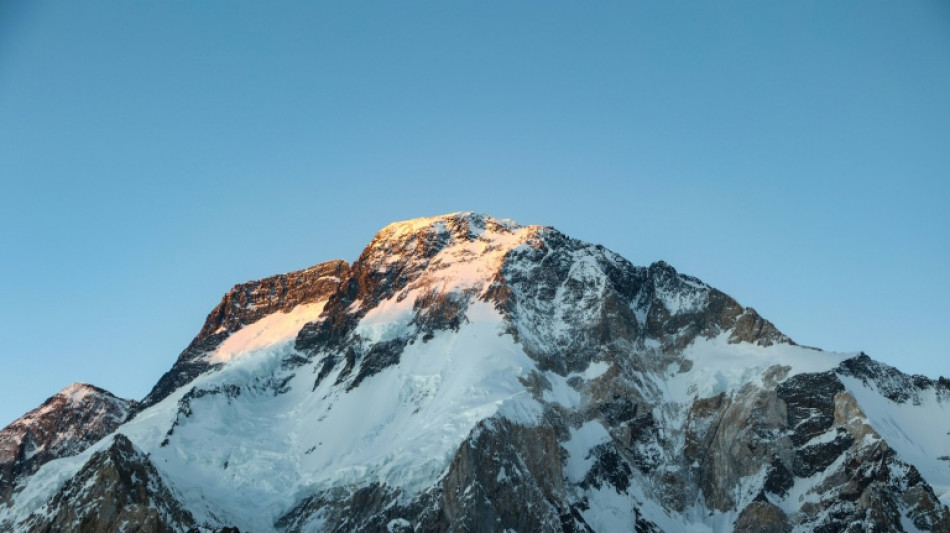 Lawine in Pakistan: Suche nach Vermissten geht weiter - darunter Bergsteiger Purja
