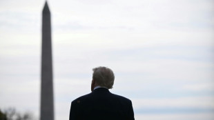 Trump assina lei para tornar p&uacute;blicos arquivos do caso Epstein