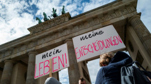 Verb&auml;nde legen Gesetzentwurf f&uuml;r liberaleres Abtreibungsrecht vor