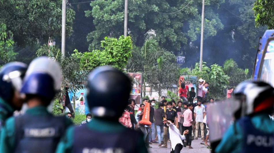 Unruhen in Bangladesch: Polizei verh&auml;ngt Verbot aller politischen Kundgebungen