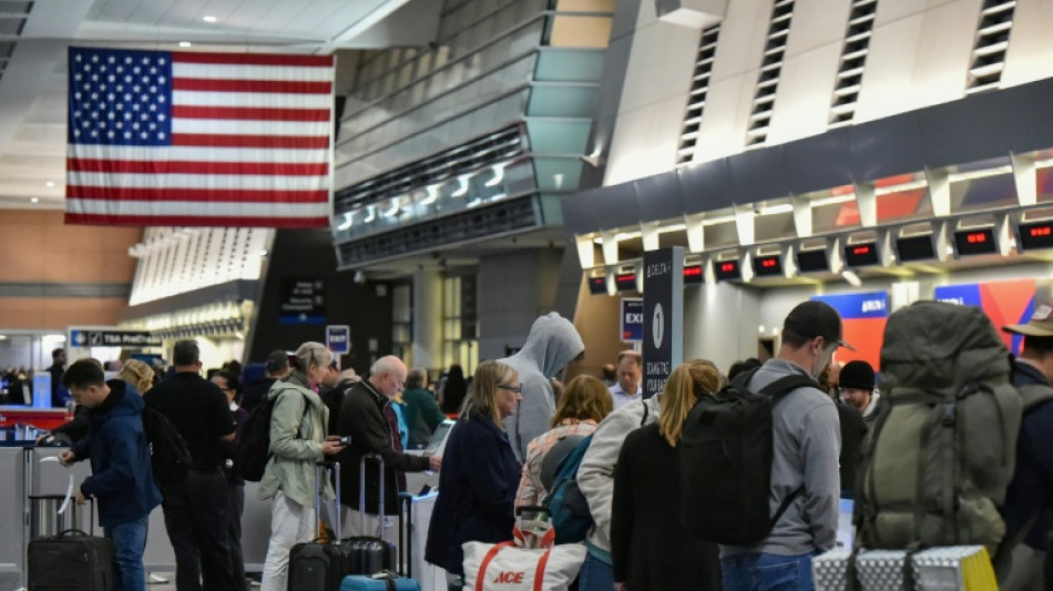 US airspace recovers as budget shutdown ends