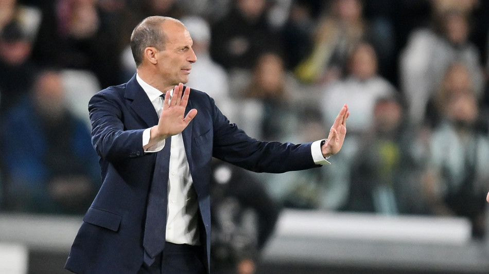 Calcio: Allegri 'Szczesny sta bene, &egrave; a disposizione'