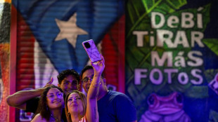 "Compra local": Bud Bunny, el mediador entre el turismo y los puertorrique&ntilde;os