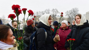 Russische Ehefrauen demonstrieren in Moskau gegen Mobilisierung ihrer M&auml;nner