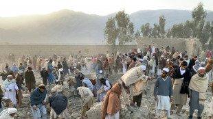 Le Pakistan m&egrave;ne des frappes meurtri&egrave;res en Afghanistan, 18 morts dans une seule maison