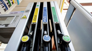 ++ Prezzo petrolio in forte rialzo, Wti scambiato a 85,93 dollari, +3,03% ++