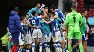 Real Sociedad vence Atl&eacute;tico de Madrid e se garante na Champions; Espanyol &eacute; rebaixado