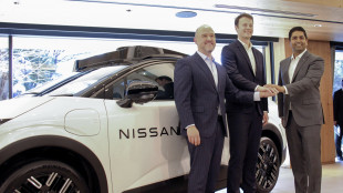 Robotaxi: Nissan, Uber e Wayve testano guida autonoma a Tokyo