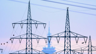 Industrieproduktion im Februar ohne Schwung - Einbu&szlig;en im Baugewerbe