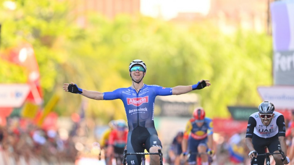 Groves sprints to stage four win as police foil Vuelta oil threat