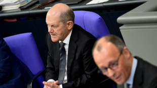 Fraktionskreise: Merz signalisiert Scholz Gespr&auml;chsbereitschaft