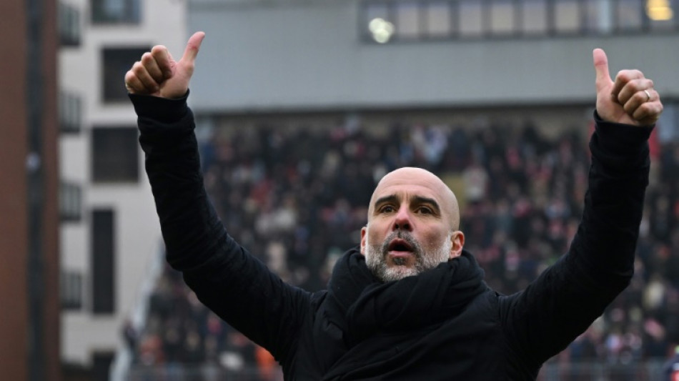 Manchester City sofre mas vence time da 3&ordf; divis&atilde;o e avan&ccedil;a na Copa da Inglaterra