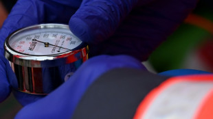 Auto prallt gegen Sattelzug: Zwei Tote bei Verkehrsunfall in Baden-W&uuml;rttemberg