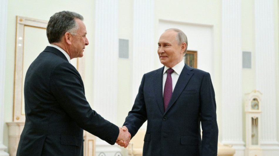Putin recibe en el Kremlin al emisario estadounidense para conversaciones sobre alto al fuego en Ucrania