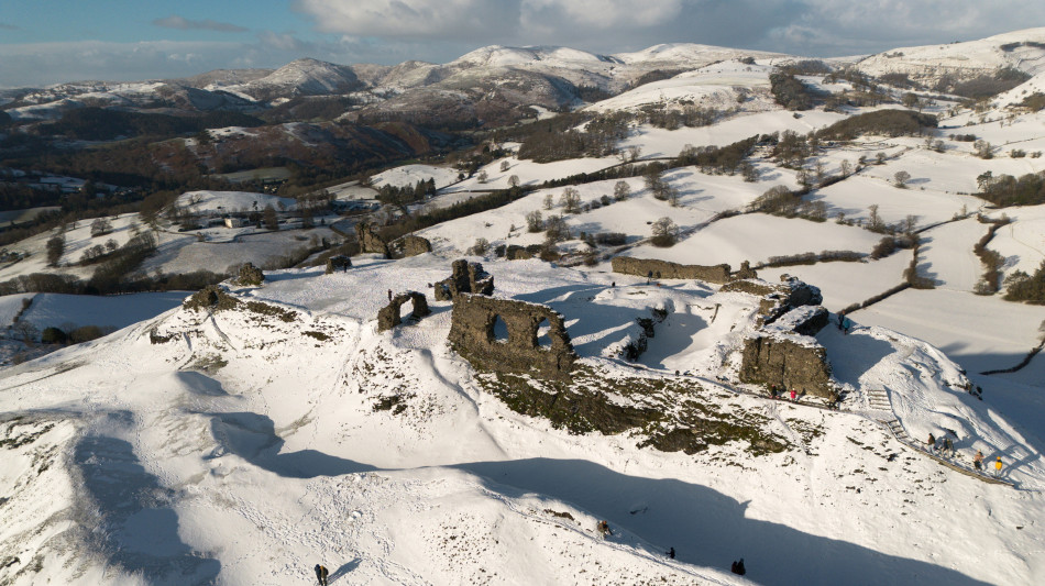 Ondata di gelo in Gb, temperature a -12 e nuovi disagi nei trasporti